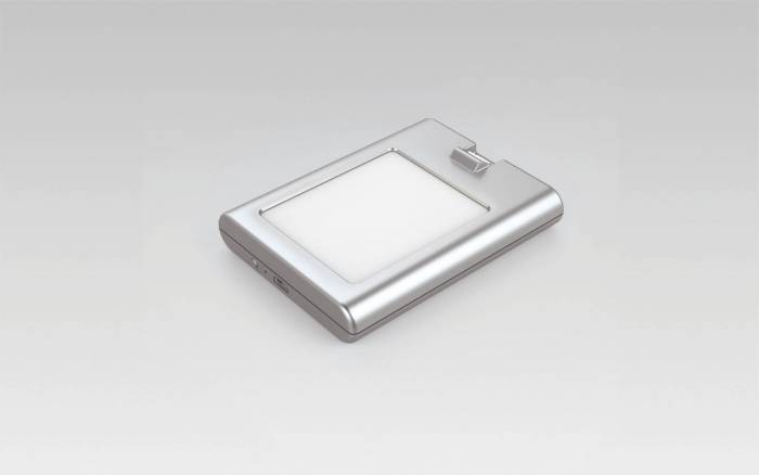 Spot LED 0,4W rechargeable à poser coloris Aluminium ZE0108005