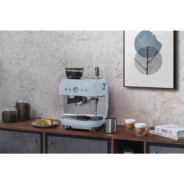 Machine à café automatique Expresso automatique avec broyeur SMEG - EGF03PBEU