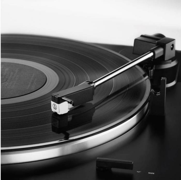 Platine vinyle AUDIO TECHNICA ATLP60XBTBK NOIR Audio-Technica